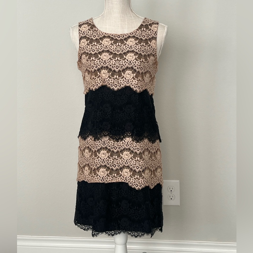 Jessica Simpson lace dress.